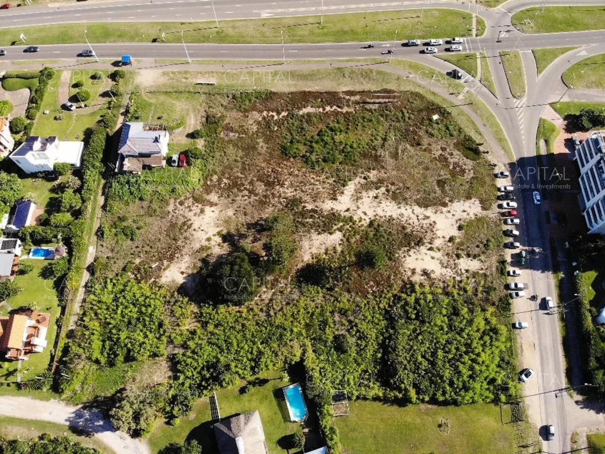 Terreno en Playa Mansa, propiedad 280344 -Imagen 3