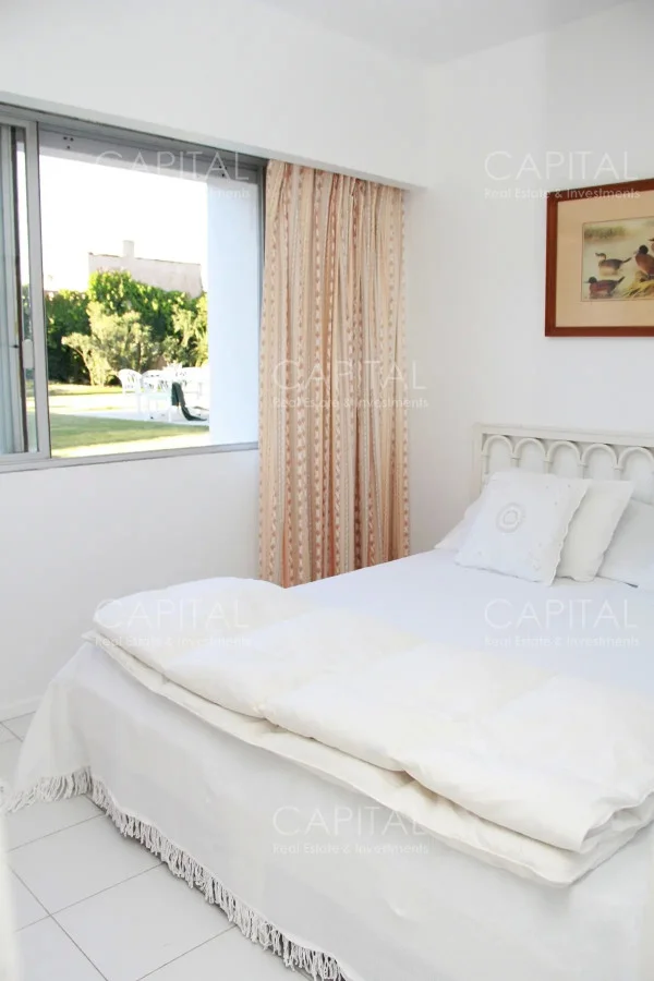 Casa en Playa Mansa, propiedad 280346 -Imagen 9