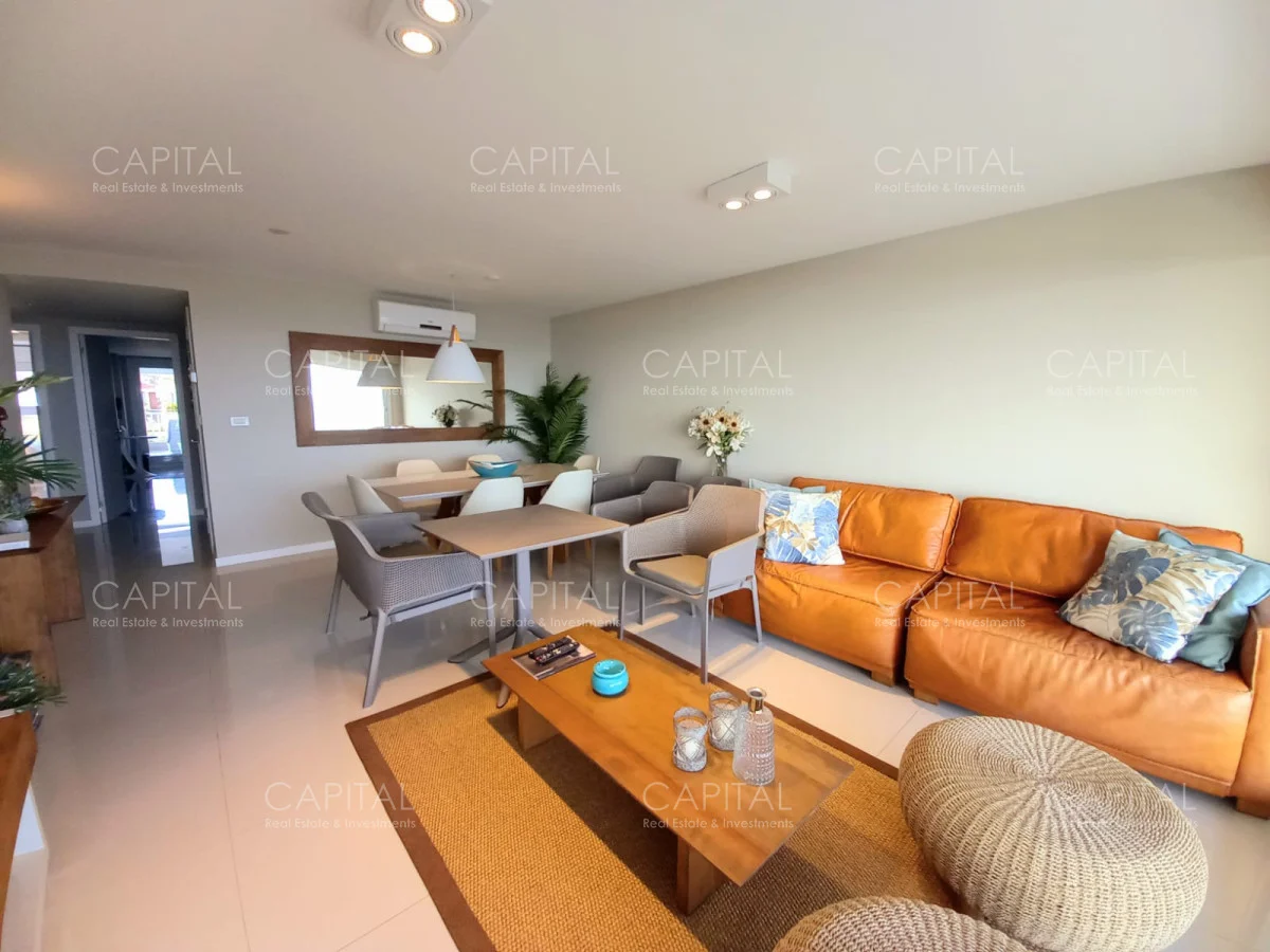 Apartamento en Playa Mansa, propiedad 280455 -Imagen 2