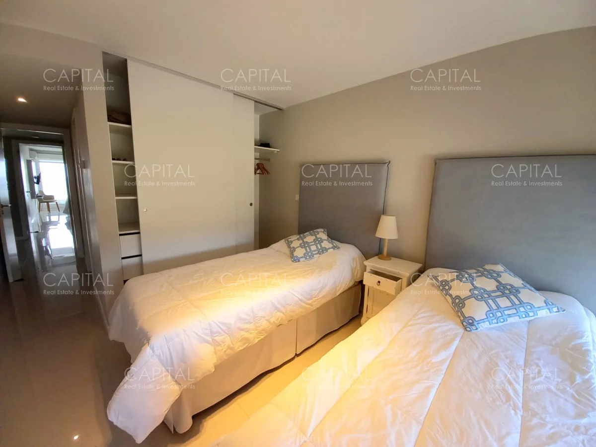 Apartamento en Playa Mansa, propiedad 280455 -Imagen 12