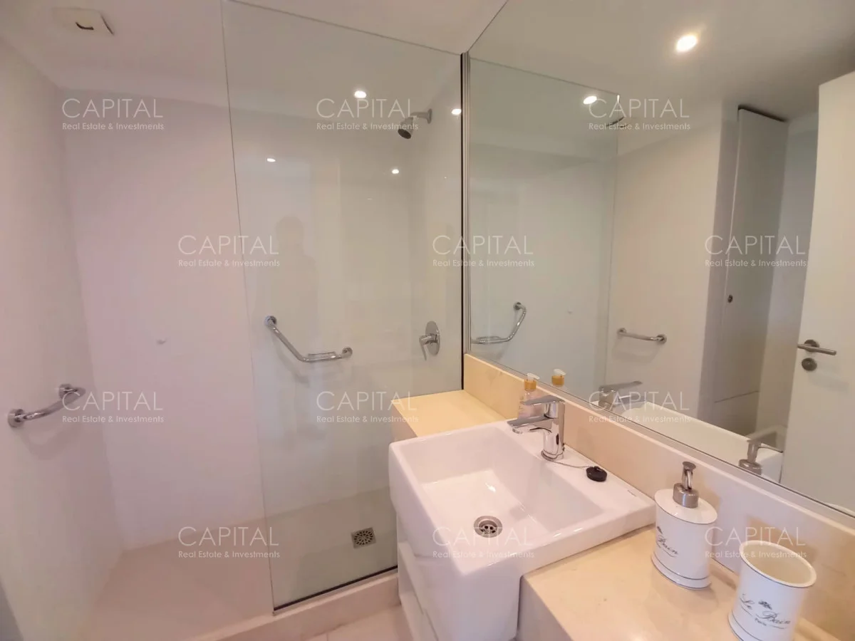 Apartamento en Playa Mansa, propiedad 280455 -Imagen 13