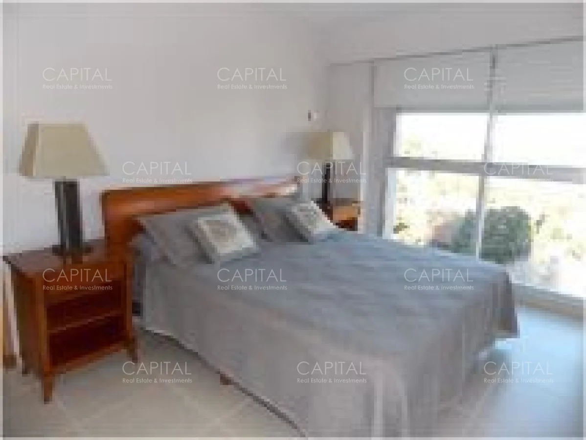 Apartamento en Playa Mansa, propiedad 281503 -Imagen 20