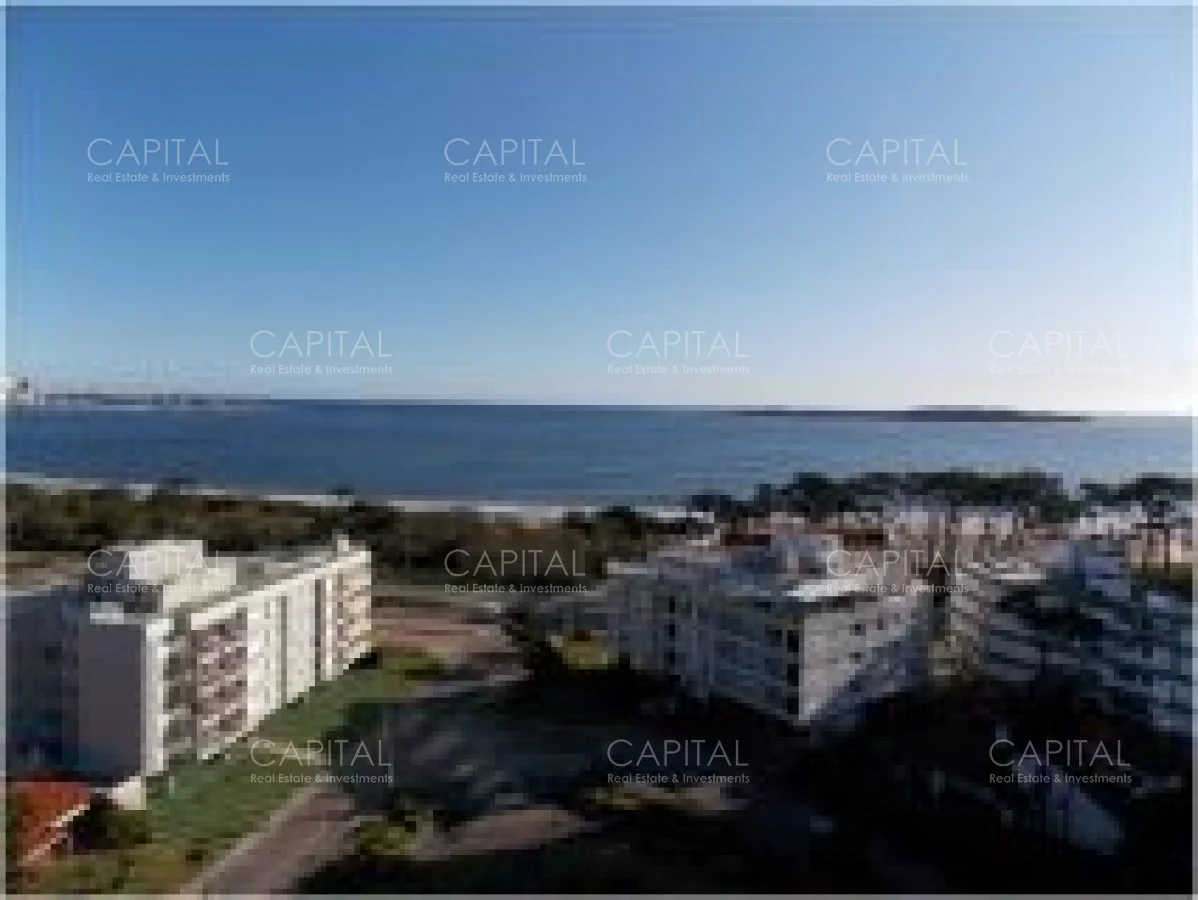 Apartamento en Playa Mansa, propiedad 281503 -Imagen 10