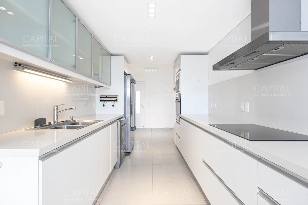 Apartamento en Playa Mansa, propiedad 281504 -Imagen 11