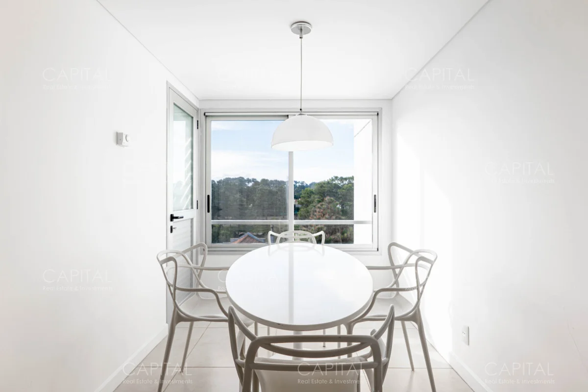 Apartamento en Playa Mansa, propiedad 281504 -Imagen 13