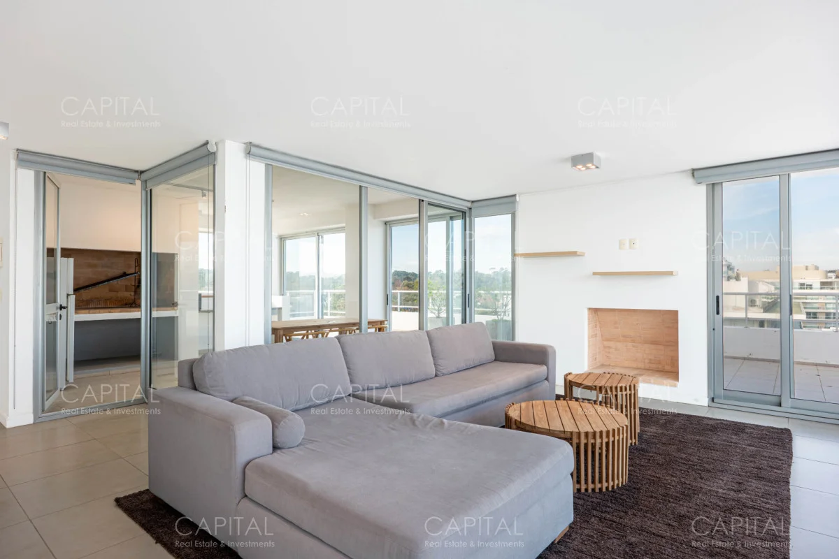 Apartamento en Playa Mansa, propiedad 281504 -Imagen 25