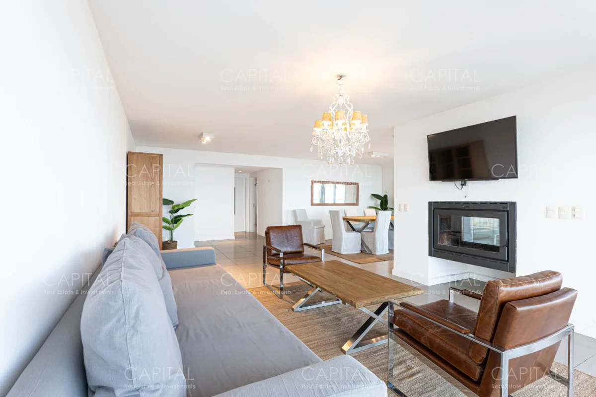Apartamento en Playa Mansa, propiedad 281504 -Imagen 8