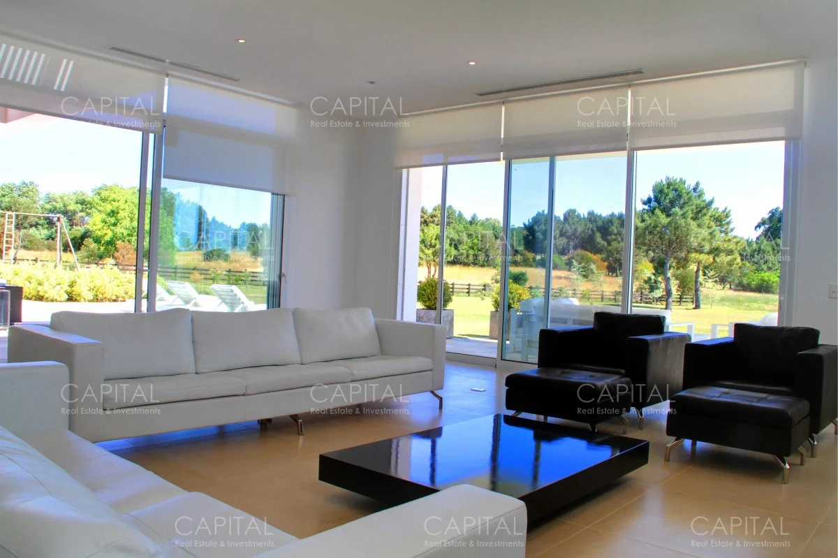 Casa en Manantiales, propiedad 281515 -Imagen 2