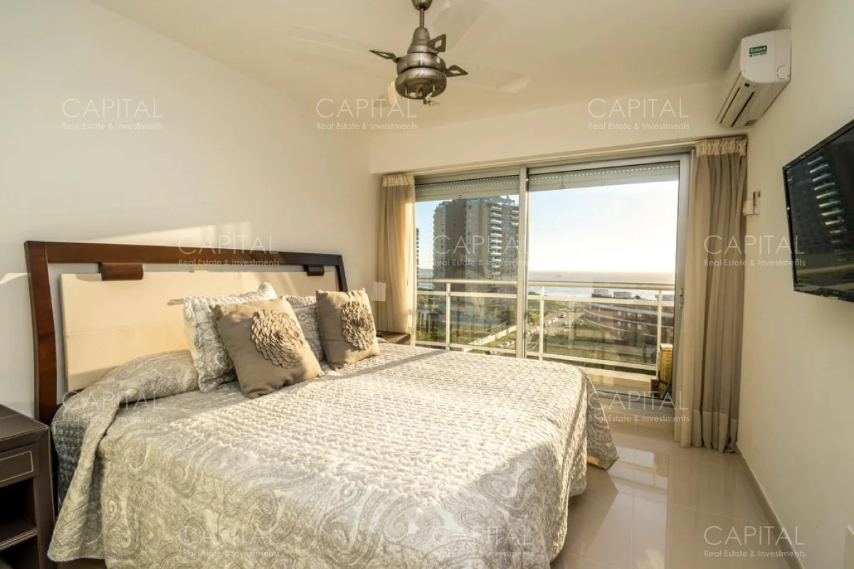 Apartamento en Playa Mansa, propiedad 281516 -Imagen 14