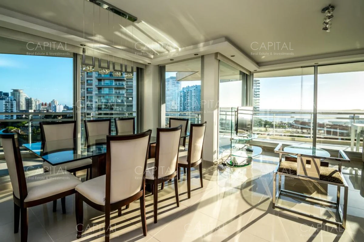 Apartamento en Playa Mansa, propiedad 281516 -Imagen 3