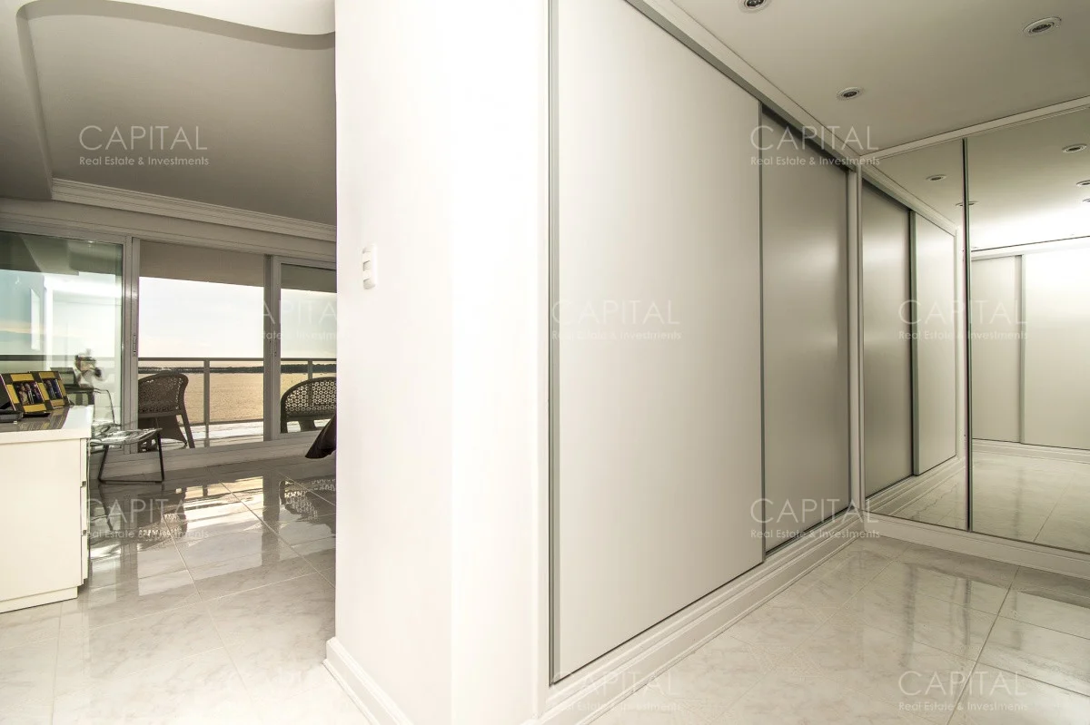 Apartamento en Playa Mansa, propiedad 281521 -Imagen 14