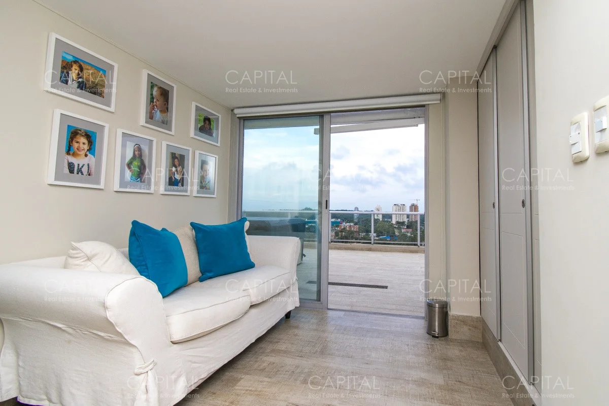 Apartamento en Playa Mansa, propiedad 281521 -Imagen 20
