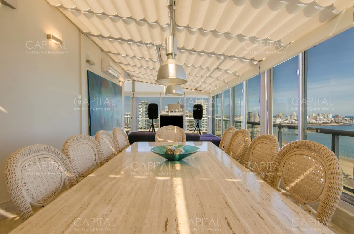Apartamento en Playa Mansa, propiedad 281521 -Imagen 3