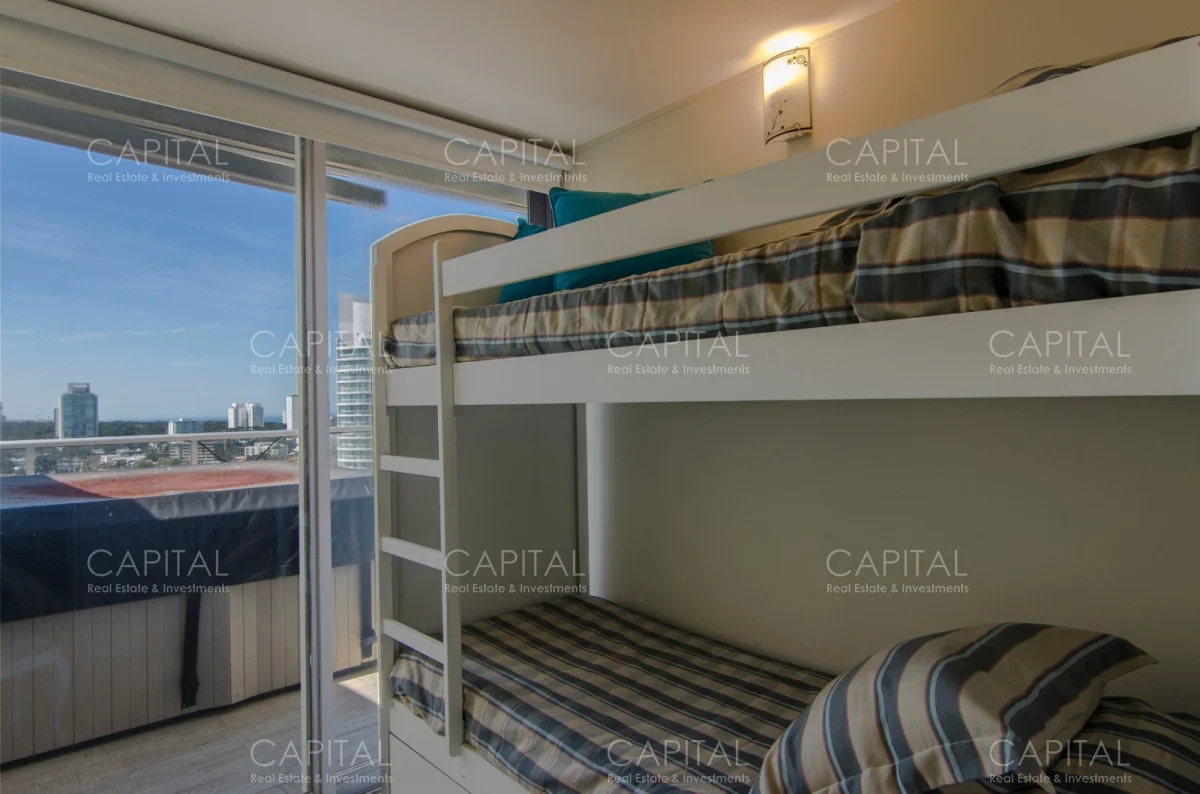 Apartamento en Playa Mansa, propiedad 281521 -Imagen 23