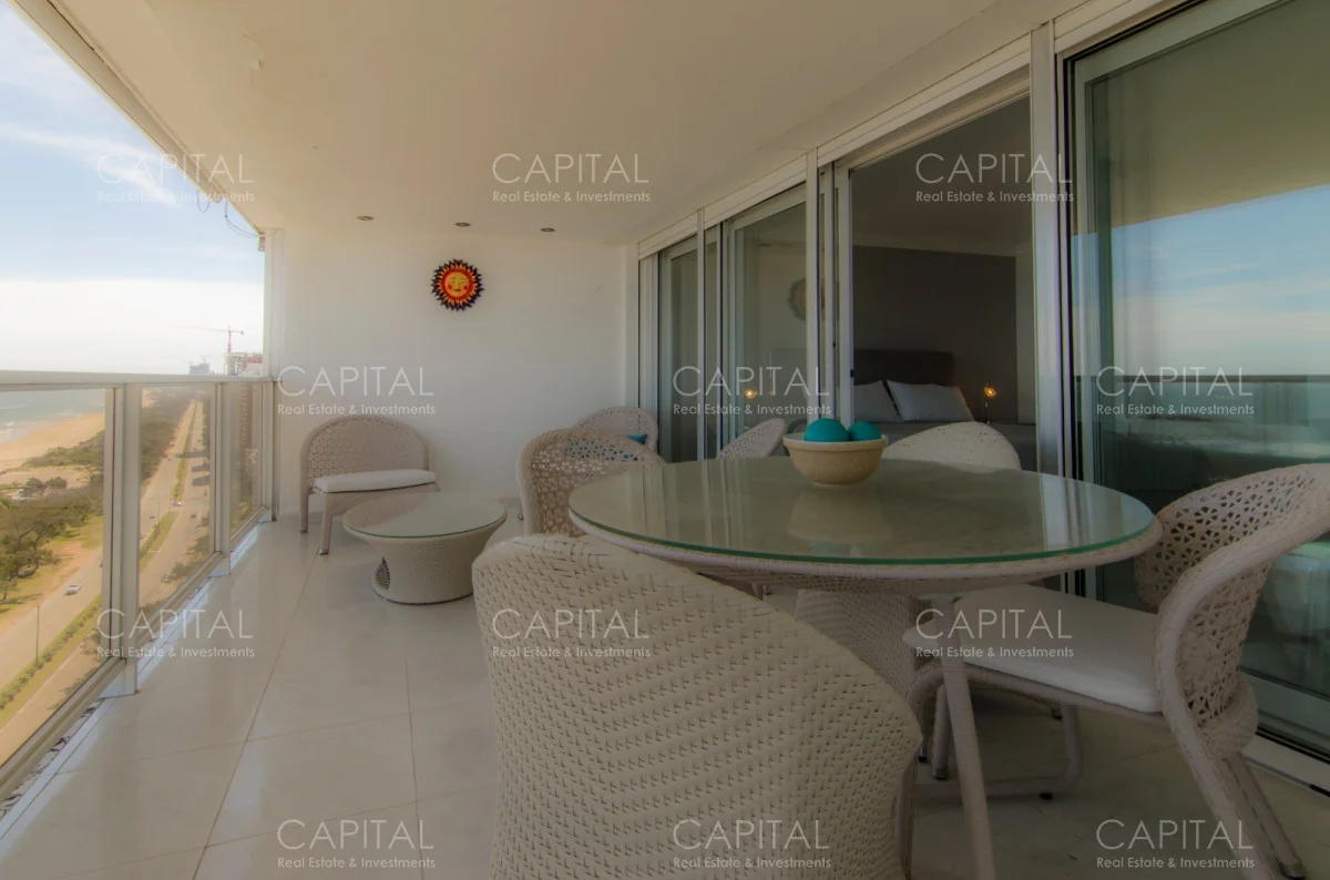 Apartamento en Playa Mansa, propiedad 281521 -Imagen 7