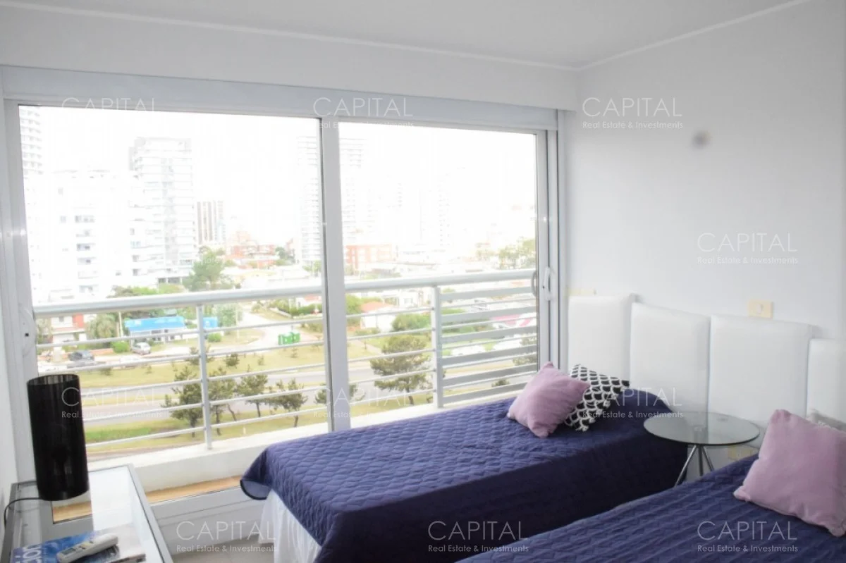 Apartamento en Playa Mansa, propiedad 281522 -Imagen 15