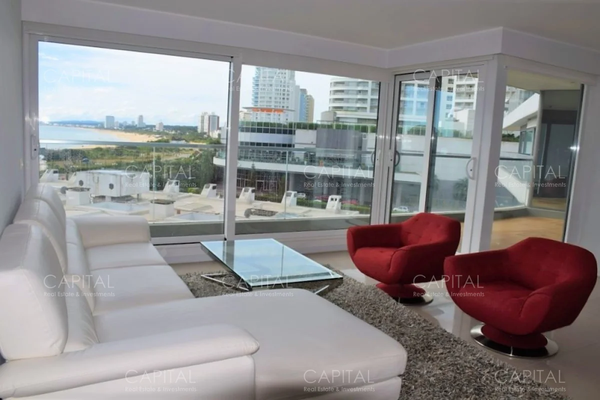Apartamento en Playa Mansa, propiedad 281522 -Imagen 3