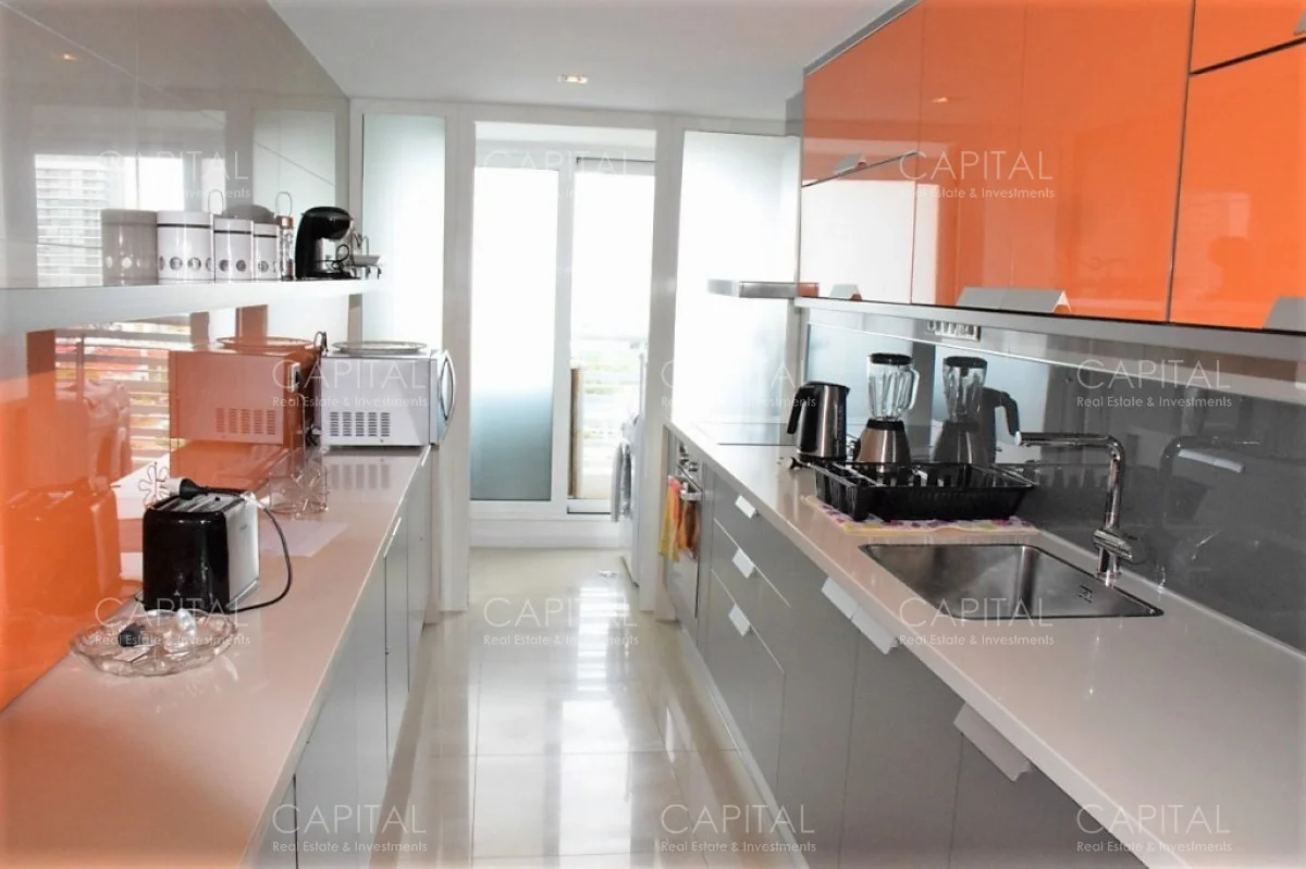 Apartamento en Playa Mansa, propiedad 281522 -Imagen 10