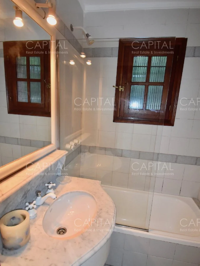 Casa en Playa Mansa, propiedad 281540 -Imagen 17