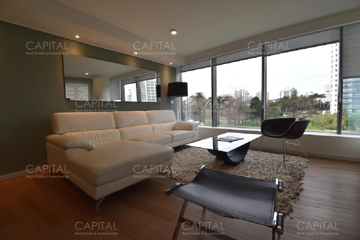 Apartamento en Playa Mansa, propiedad 281550 -Imagen 3