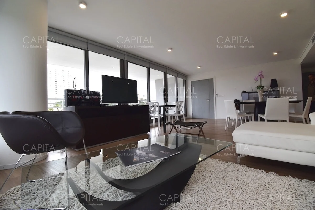 Apartamento en Playa Mansa, propiedad 281550 -Imagen 4
