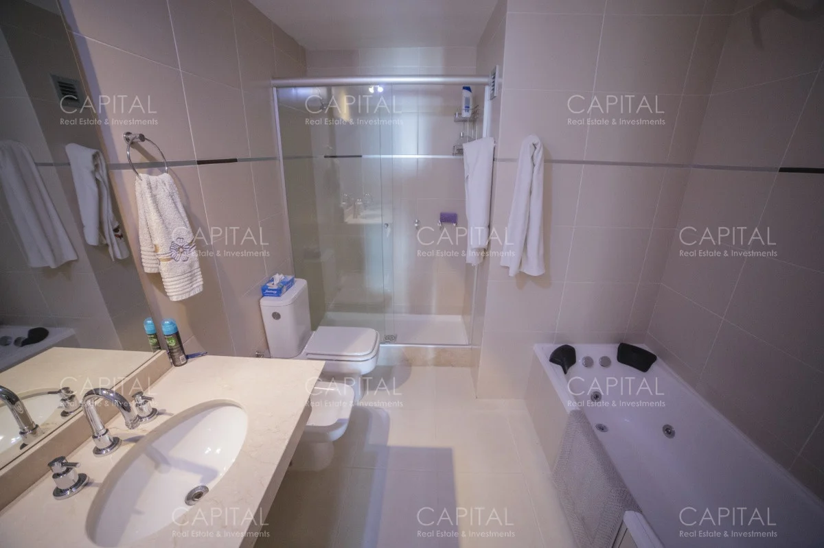 Apartamento en Playa Mansa, propiedad 281569 -Imagen 9