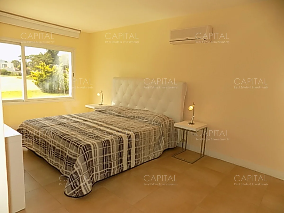 Casa en Playa Mansa, propiedad 281577 -Imagen 15