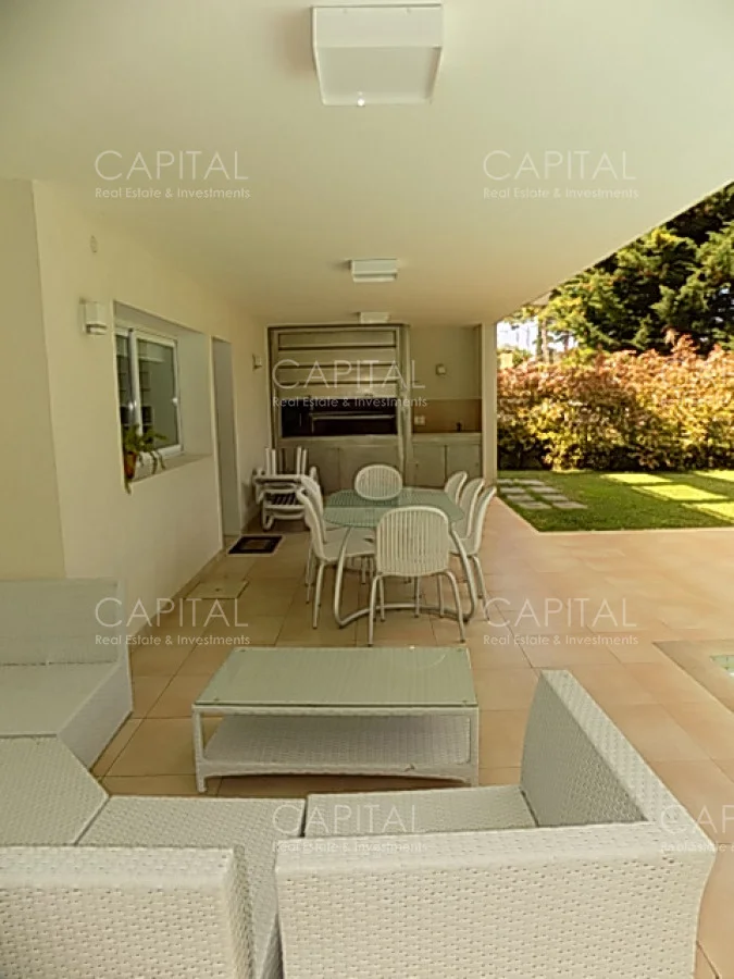 Casa en Playa Mansa, propiedad 281577 -Imagen 18
