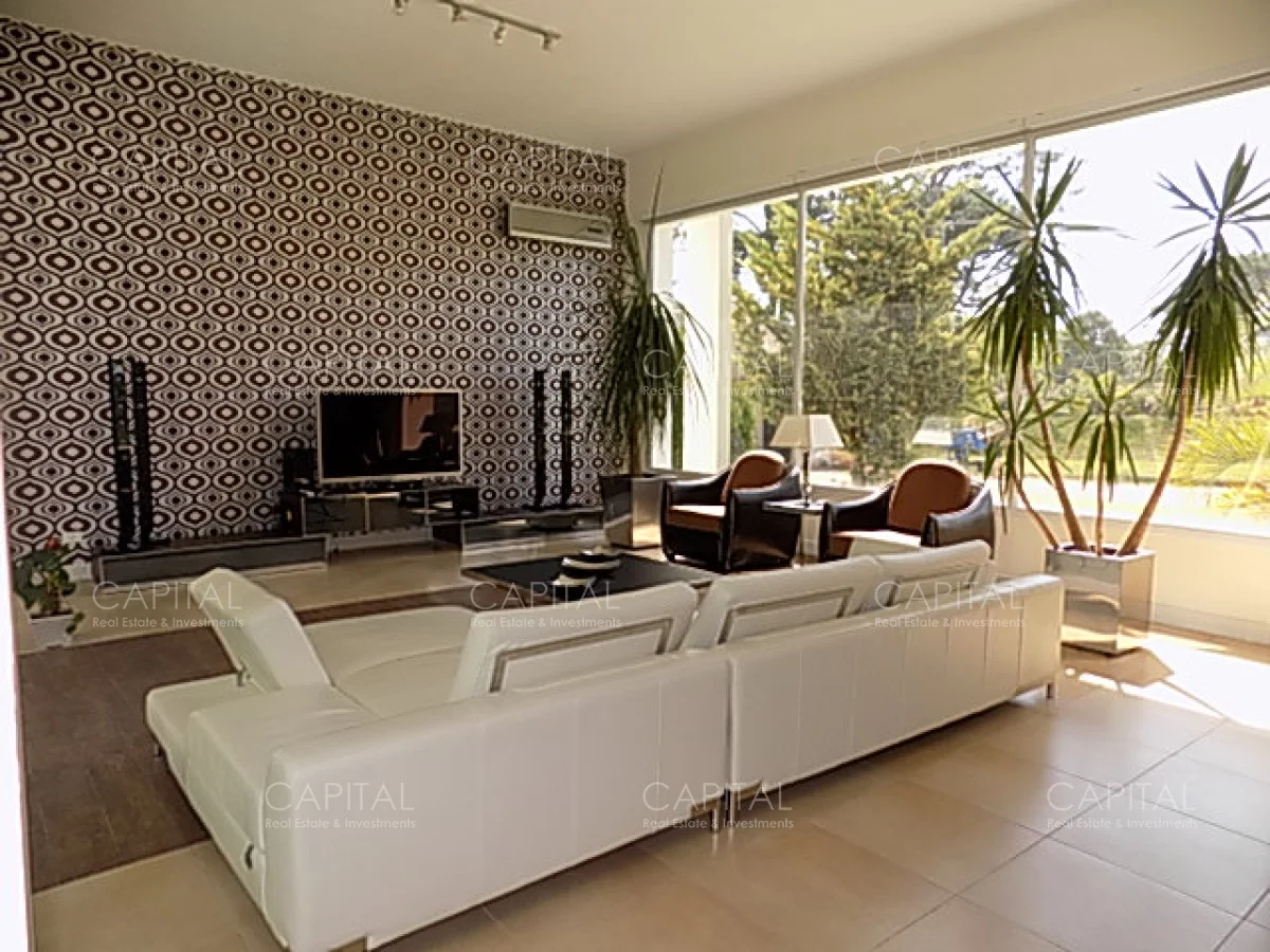 Casa en Playa Mansa, propiedad 281577 -Imagen 3