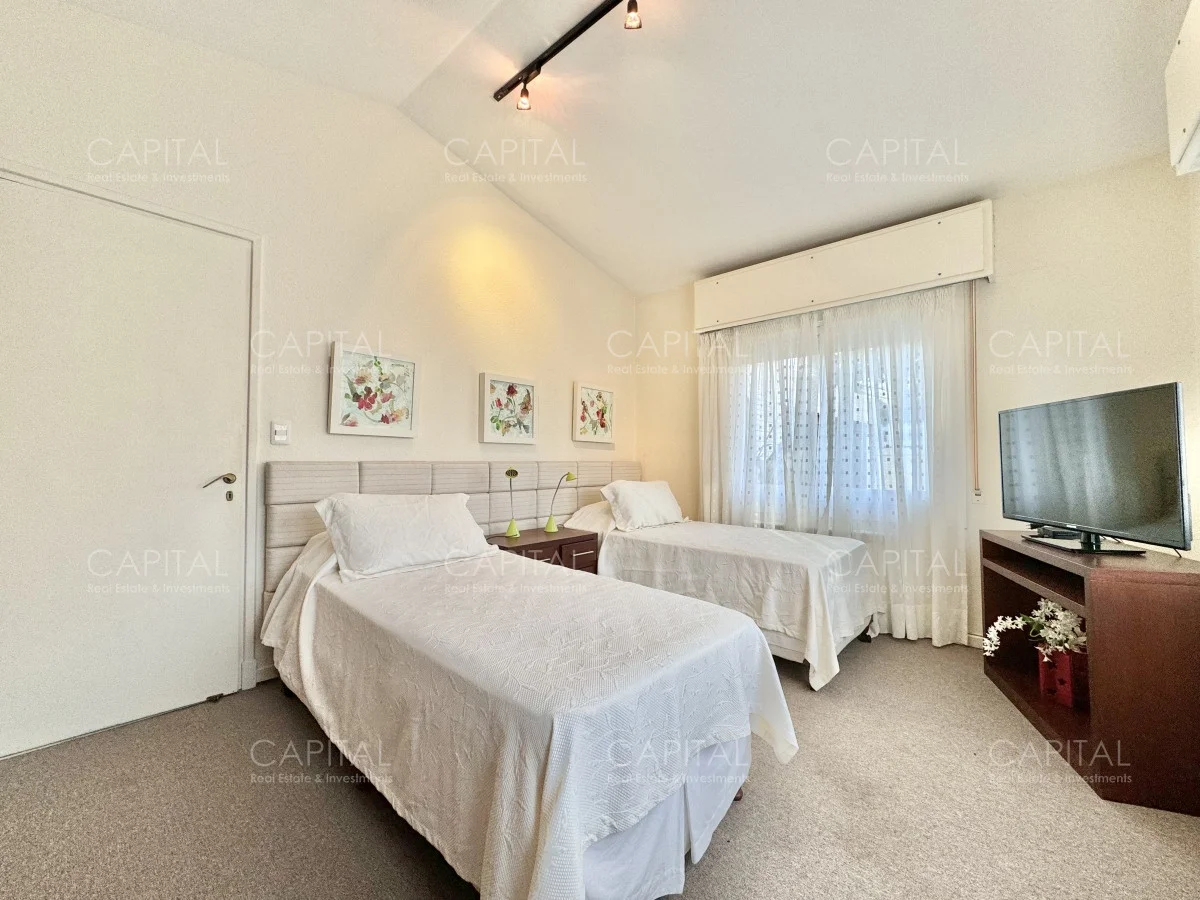 Casa en Playa Mansa, propiedad 281587 -Imagen 16