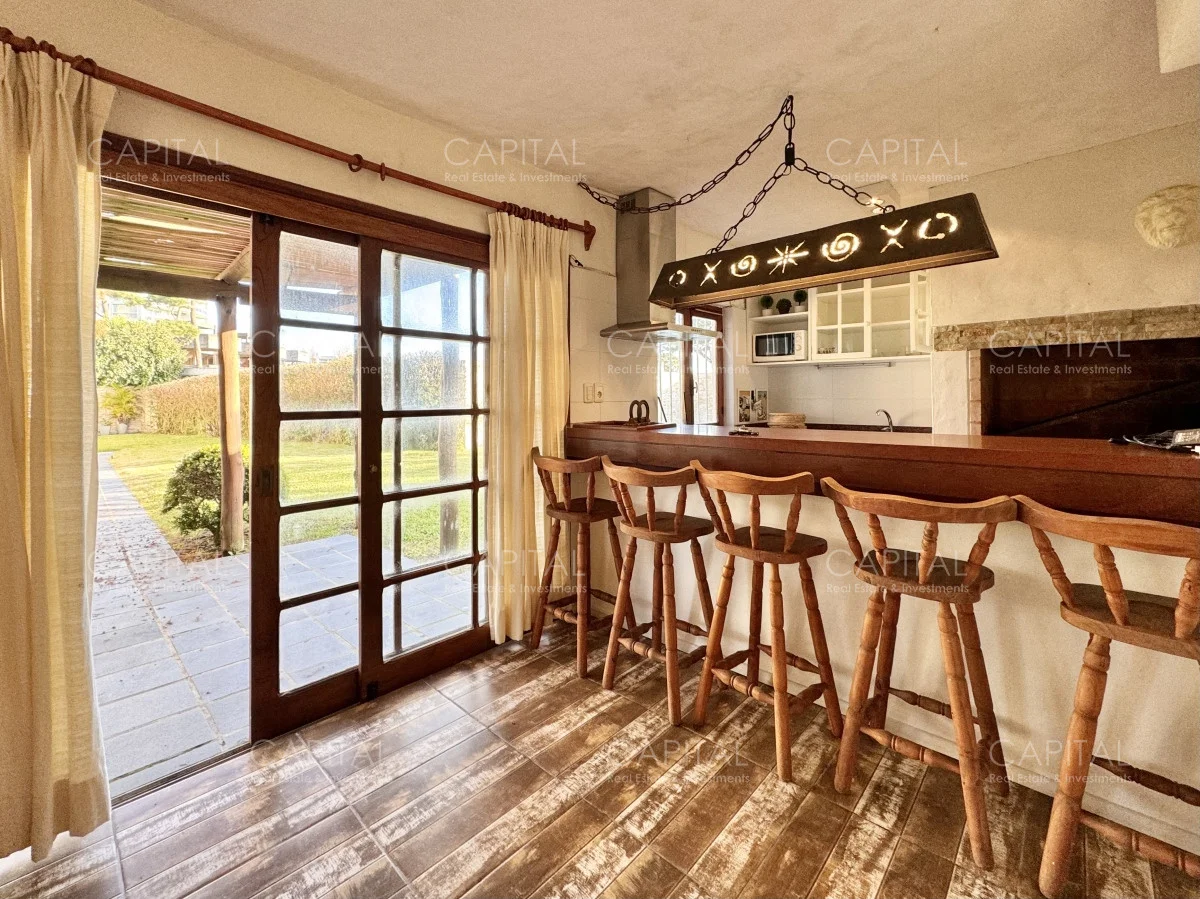 Casa en Playa Mansa, propiedad 281587 -Imagen 25