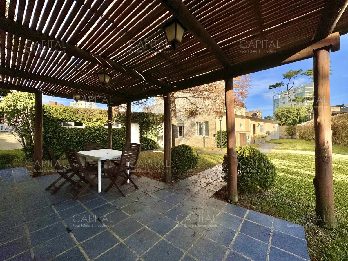 Casa en Playa Mansa, propiedad 281587 -Imagen 5