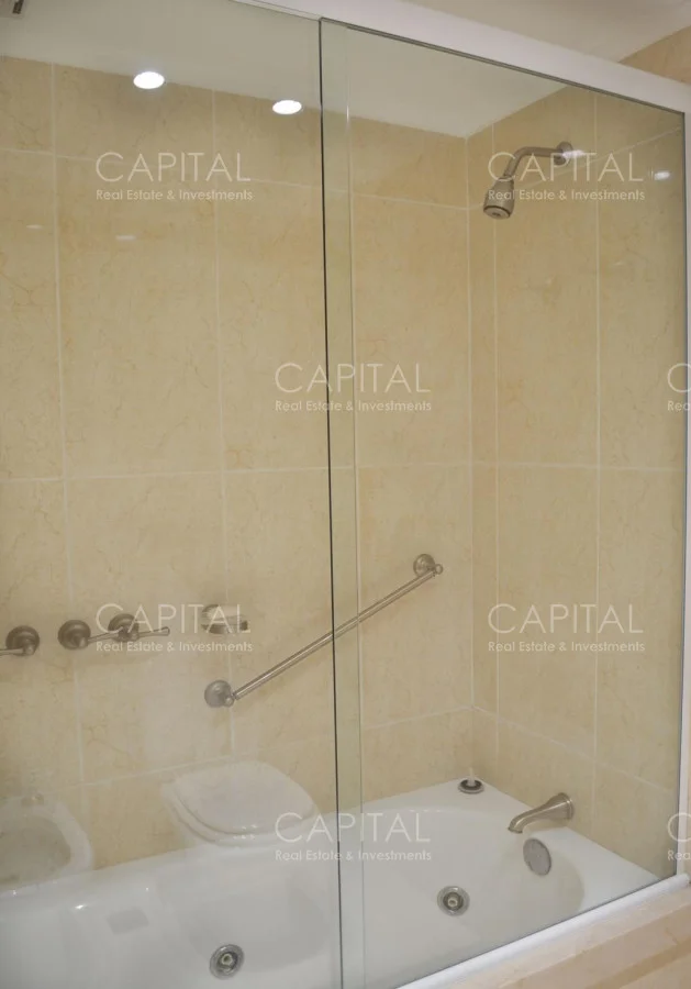 Apartamento en Playa Mansa, propiedad 281588 -Imagen 17