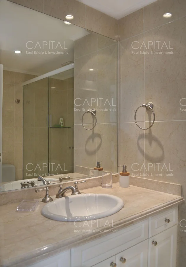 Apartamento en Playa Mansa, propiedad 281588 -Imagen 23
