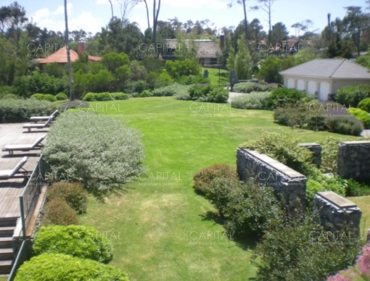 Casa en Playa Mansa, propiedad 281595 -Imagen 8