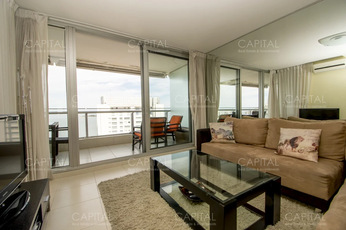 Apartamento en Playa Mansa, propiedad 281600 -Imagen 3