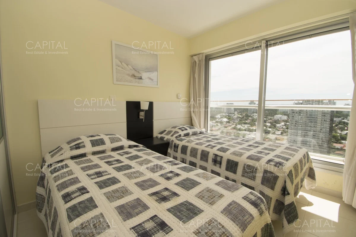 Apartamento en Playa Mansa, propiedad 281600 -Imagen 6