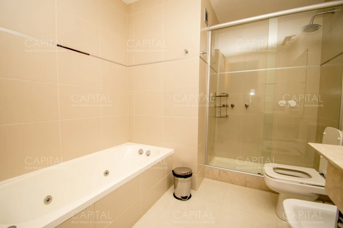 Apartamento en Playa Mansa, propiedad 281600 -Imagen 9