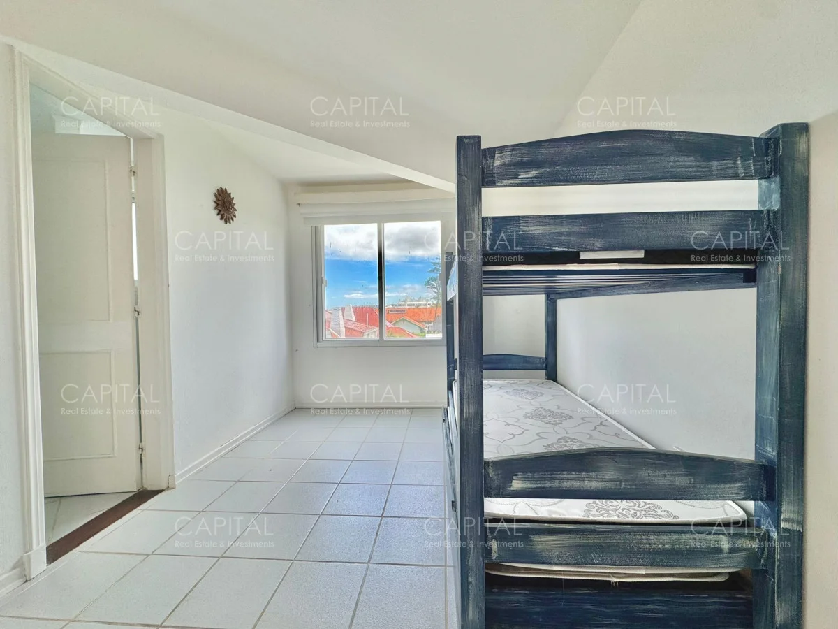 Apartamento en Playa Mansa, propiedad 281603 -Imagen 15