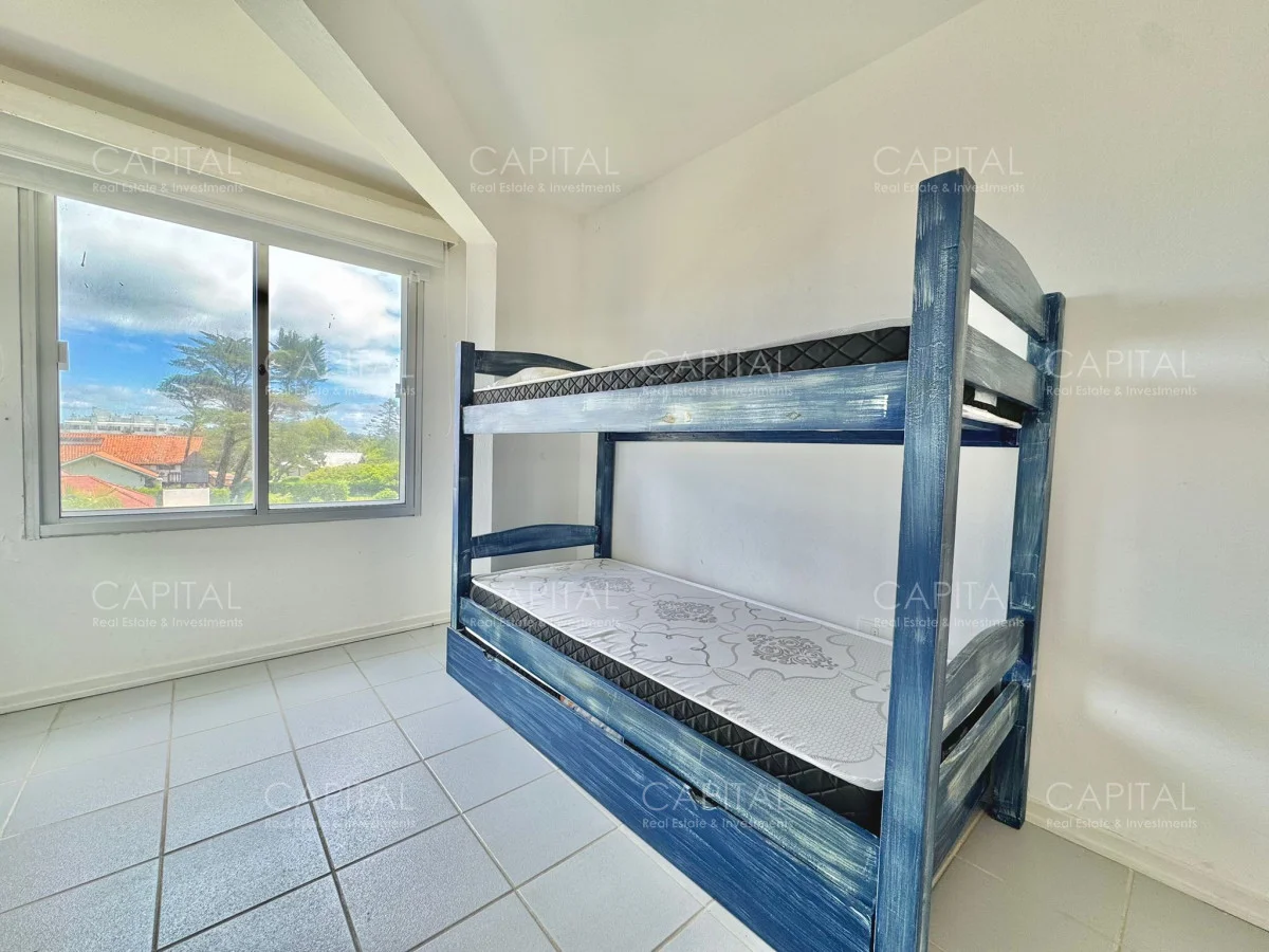 Apartamento en Playa Mansa, propiedad 281603 -Imagen 17