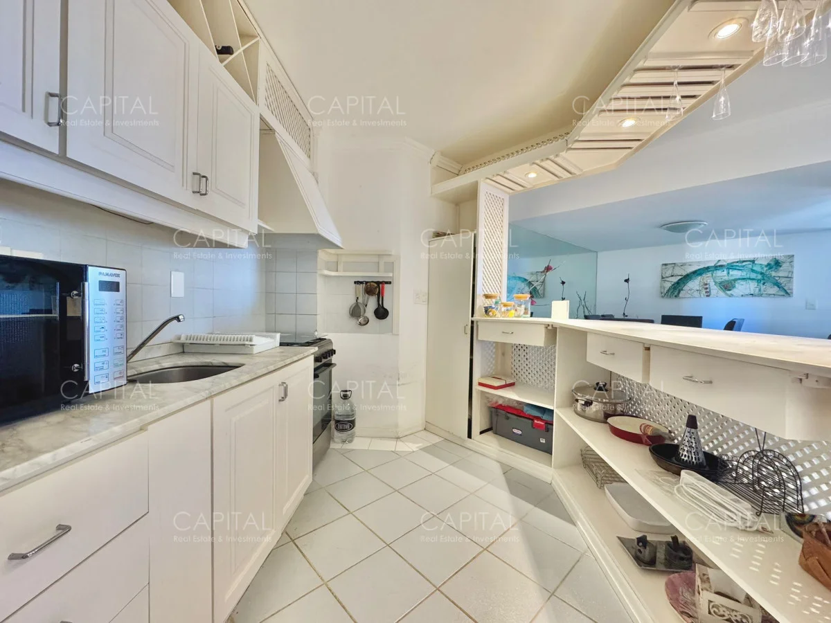 Apartamento en Playa Mansa, propiedad 281603 -Imagen 7