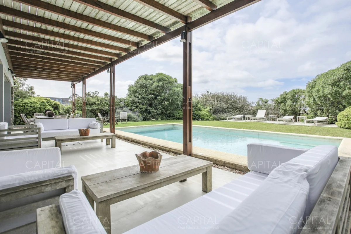 Casa en Manantiales, propiedad 281697 -Imagen 2