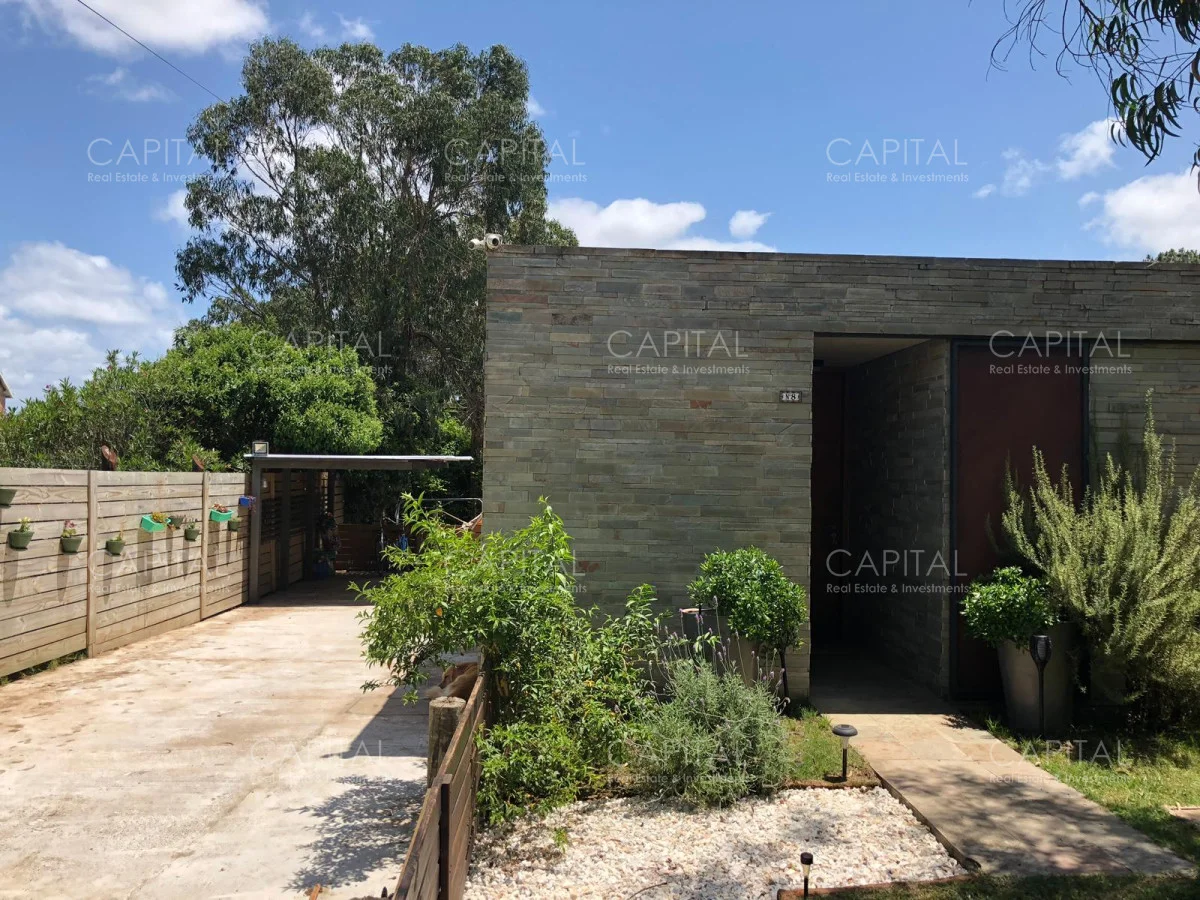 Casa en Pinares, propiedad 281709 -Imagen 1