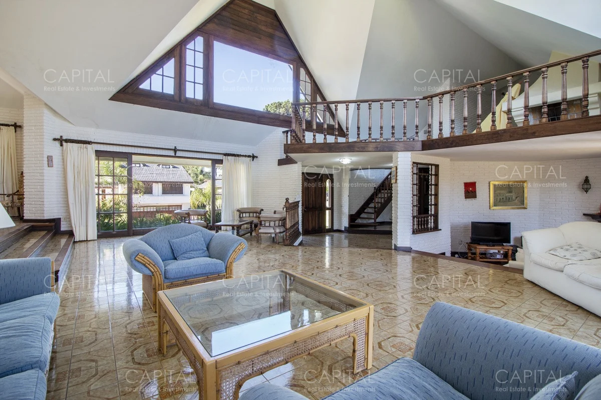 Casa en Playa Mansa, propiedad 281721 -Imagen 2