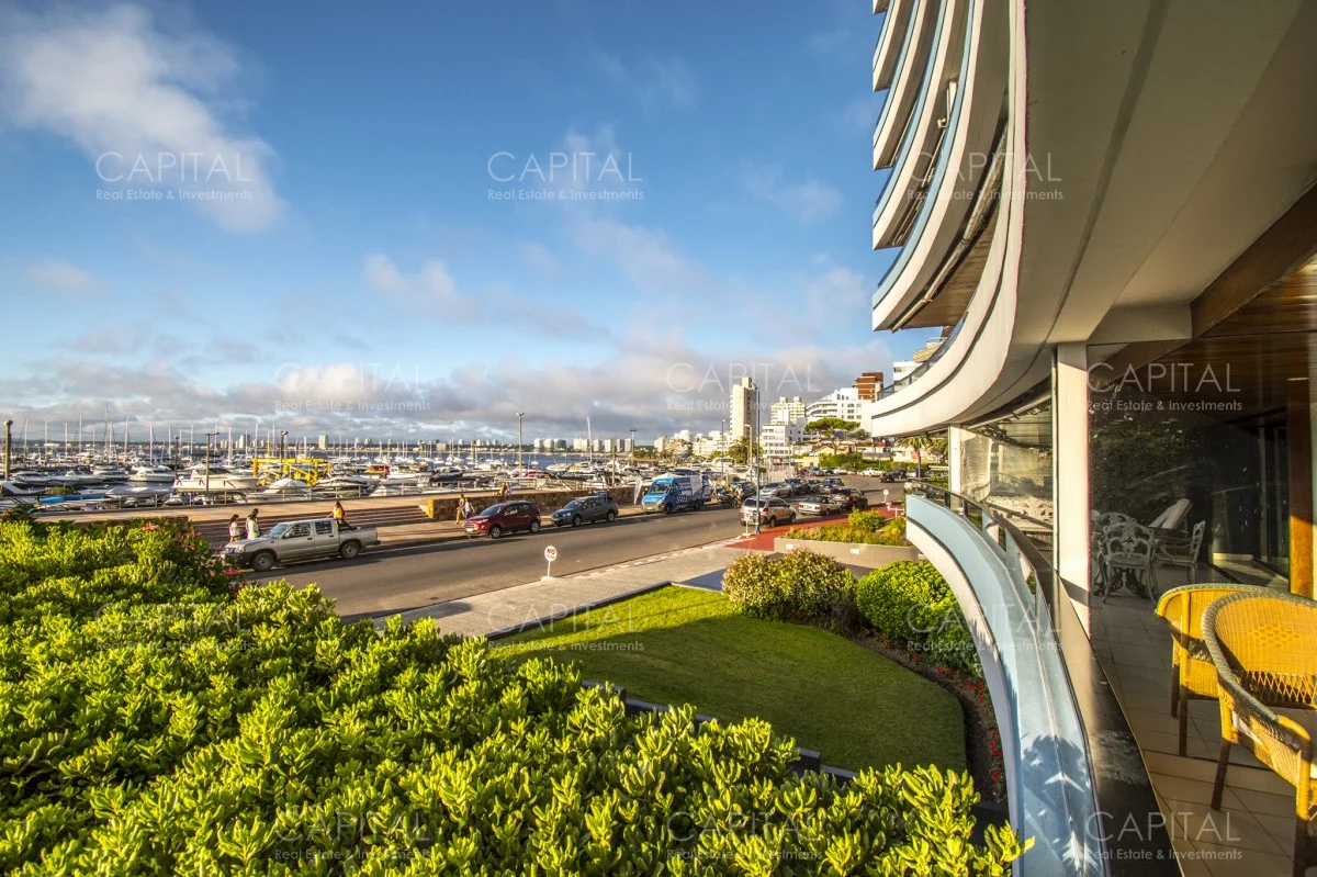Apartamento en Puerto, propiedad 281747 -Imagen 2