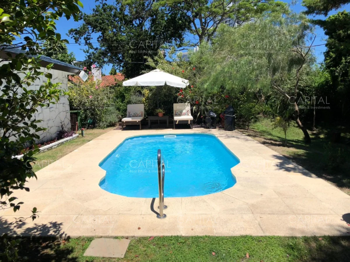Casa en Playa Mansa, propiedad 281765 -Imagen 3