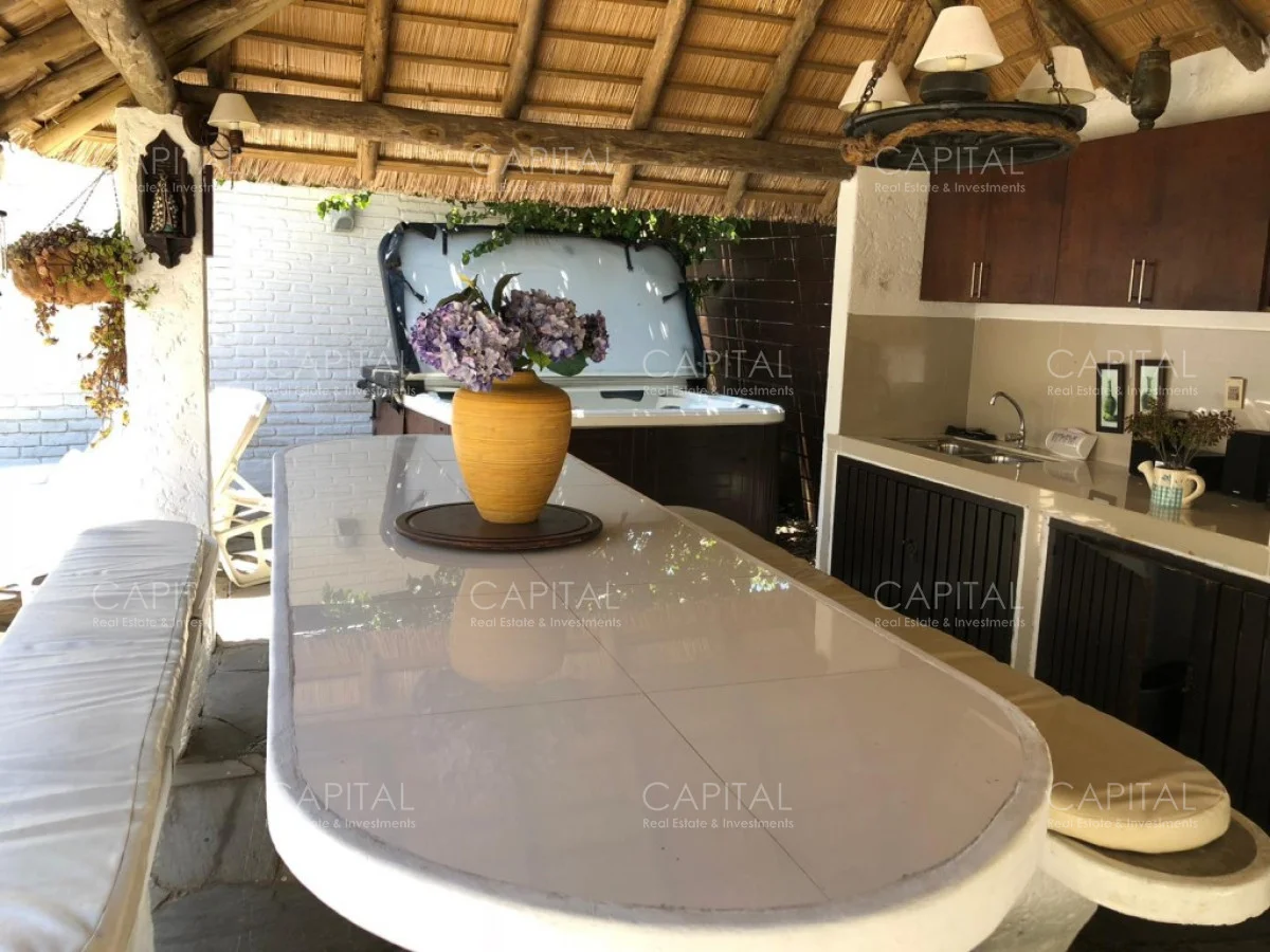 Casa en Playa Mansa, propiedad 281765 -Imagen 6