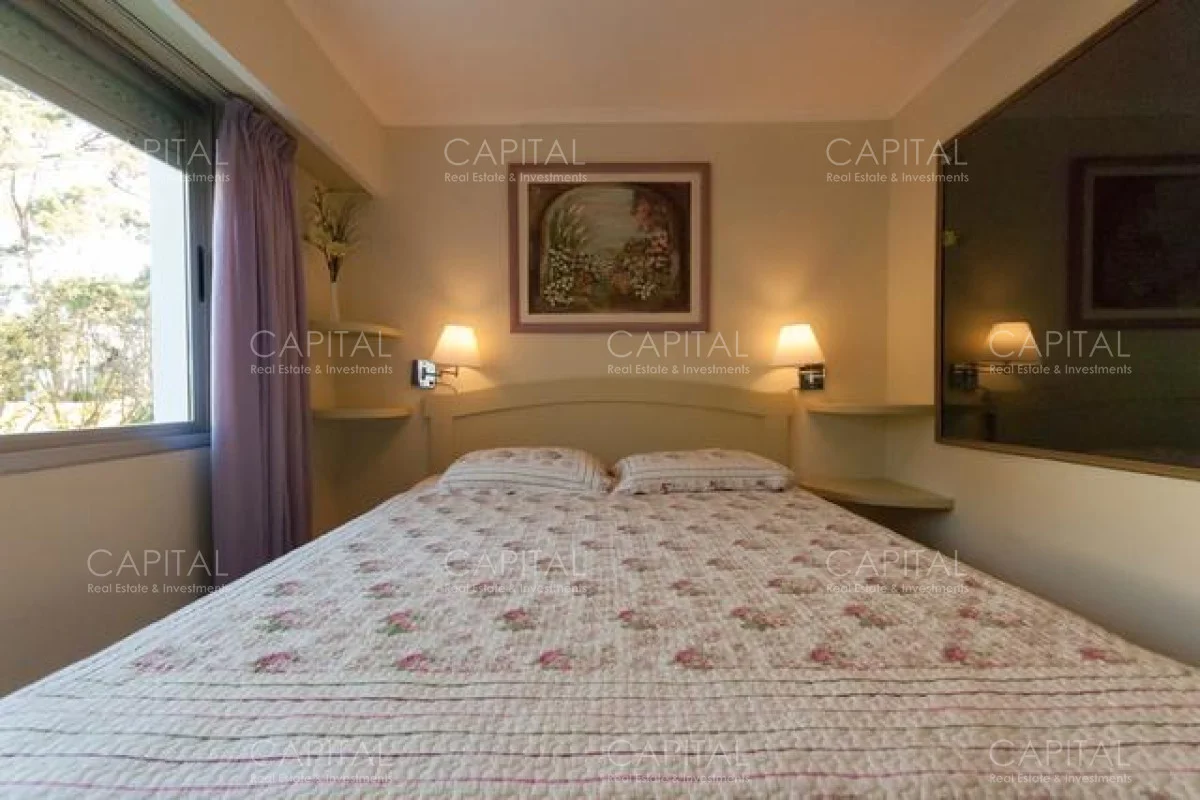 Apartamento en Playa Mansa, propiedad 281782 -Imagen 12