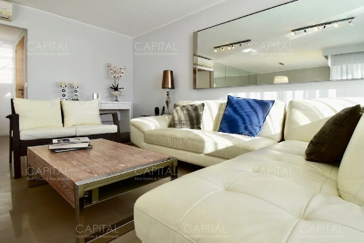 Apartamento en Playa Mansa, propiedad 281785 -Imagen 3