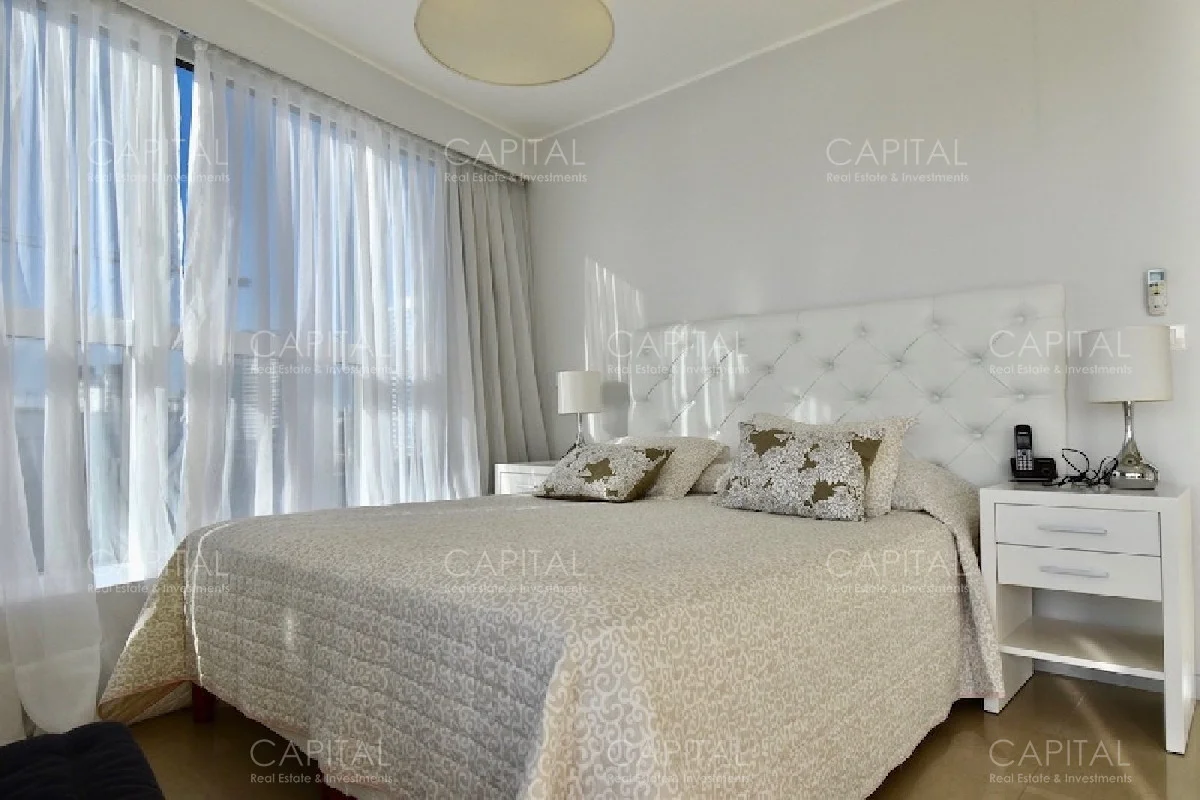 Apartamento en Playa Mansa, propiedad 281785 -Imagen 9